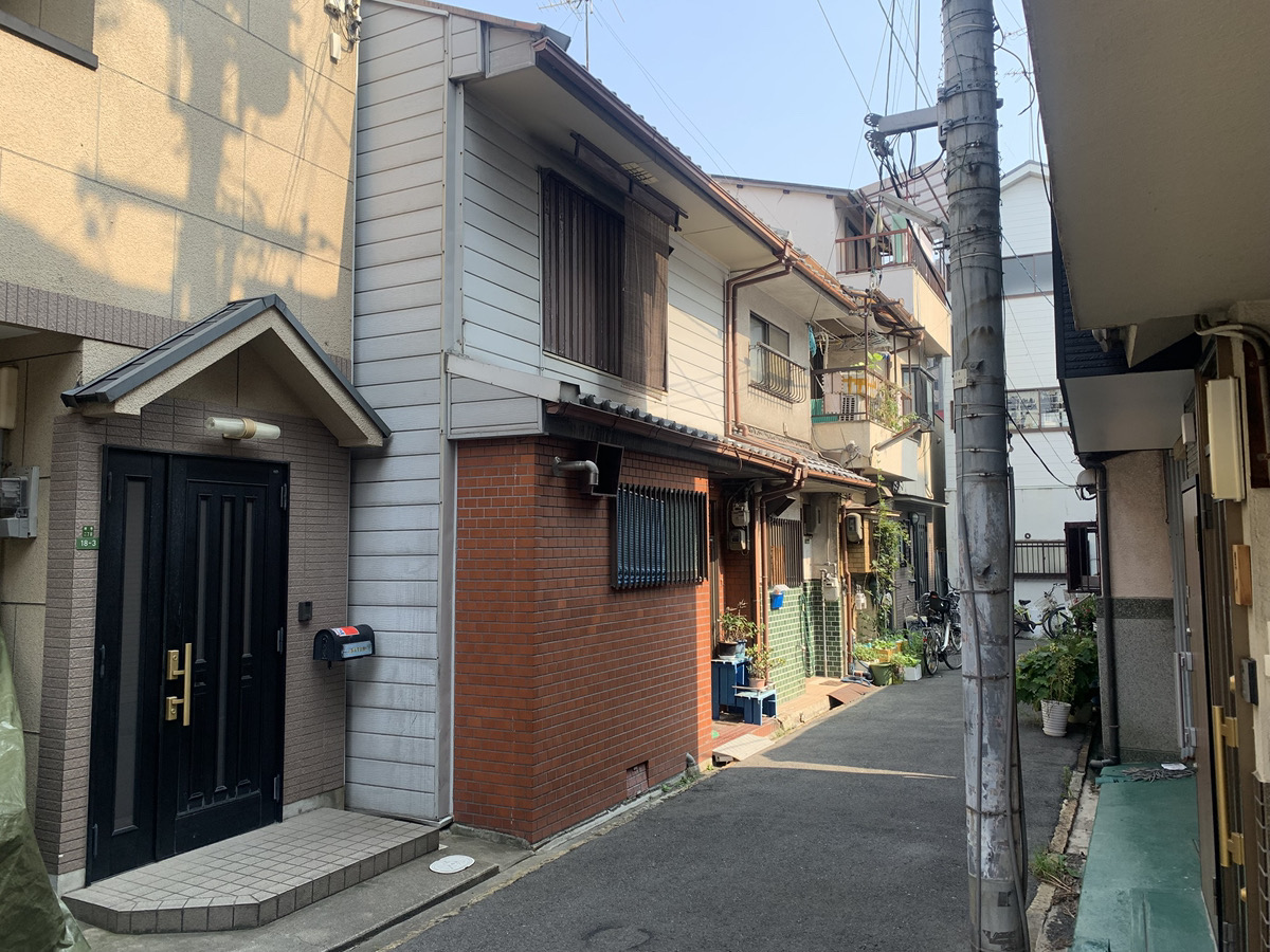 大阪市生野区林寺二丁目　≪連棟式住宅≫