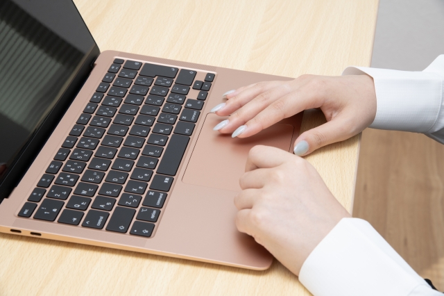 オンライン内覧で失敗しないコツ！画面越しにチェックすべきポイントとは